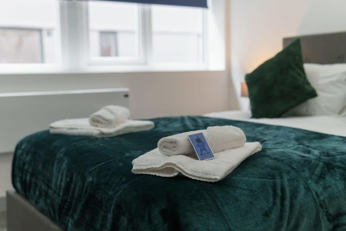 Contemporary 1 Bedroom Preston Apartment エクステリア 写真