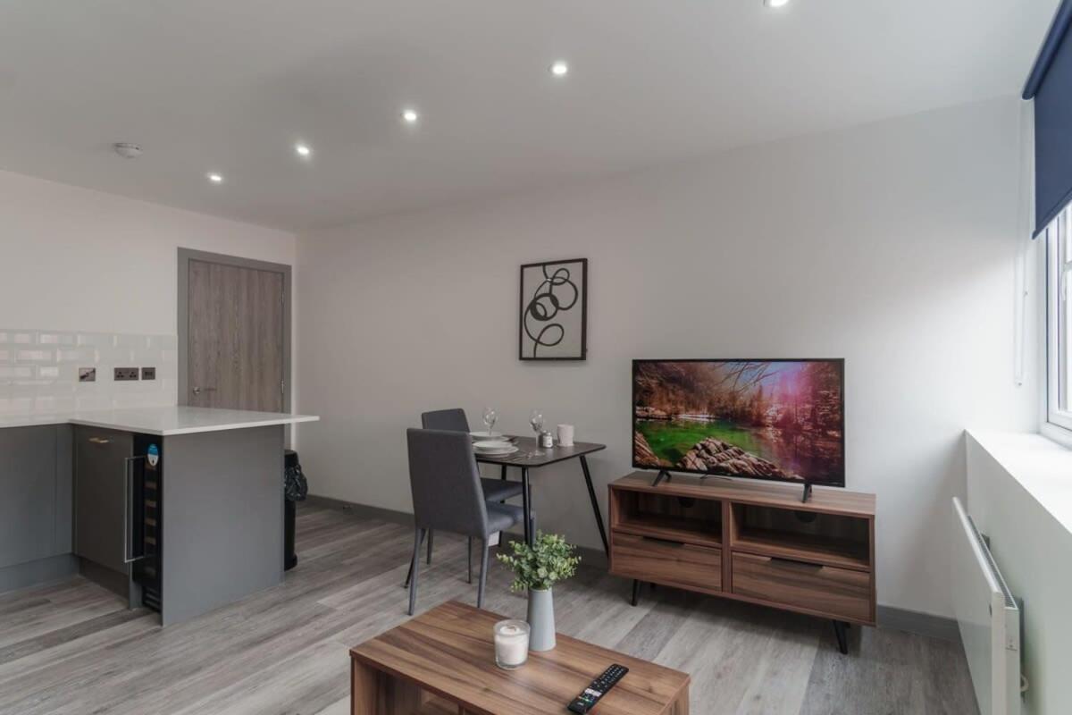 Contemporary 1 Bedroom Preston Apartment エクステリア 写真