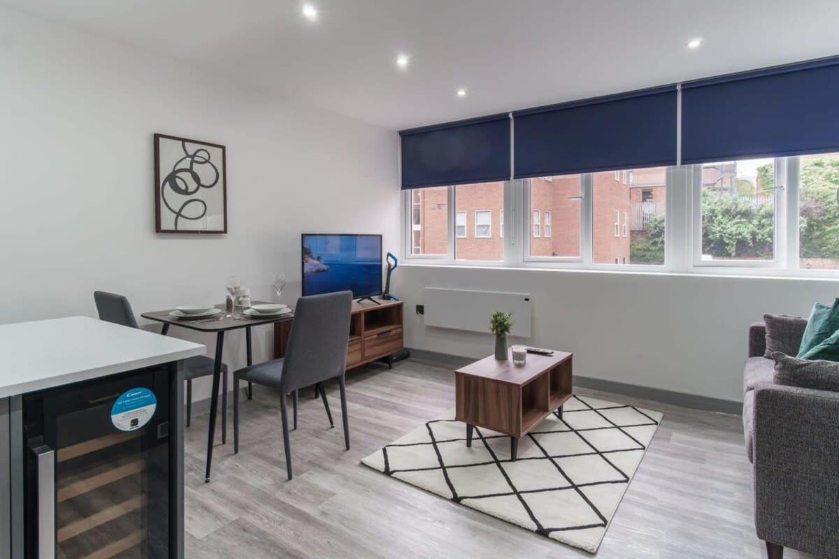 Contemporary 1 Bedroom Preston Apartment エクステリア 写真